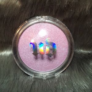 Urban Decay Disco Queen Highlighter